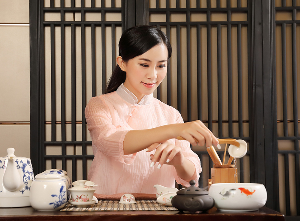 经常去成都温江靠谱男士会馆，这家私藏已久的店推荐给你